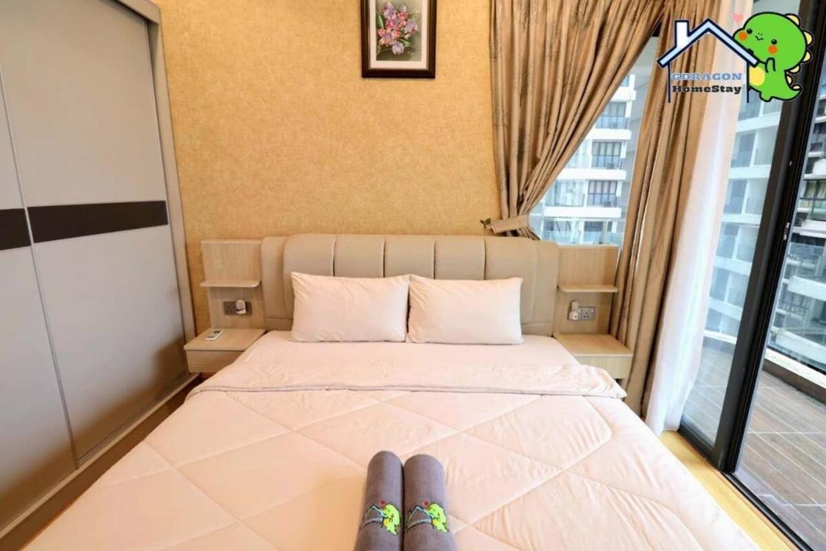 Luxurious Seaview 3br Danga Bay Royal By Gdragon